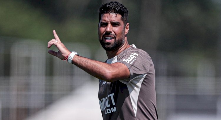 Corinthians fecha preparação para estreia no Brasileiro; Paulinho é o novo camisa 8